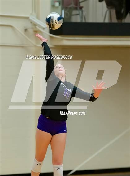 Thumbnail 2 in Caldwell vs. Fulshear (UIL 4A Regional Finals) photogallery.