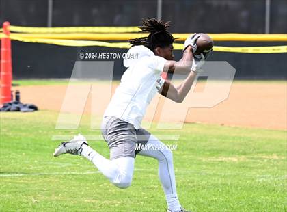 Thumbnail 3 in Inglewood vs. Cathedral Catholic (Battle At The Beach) photogallery.
