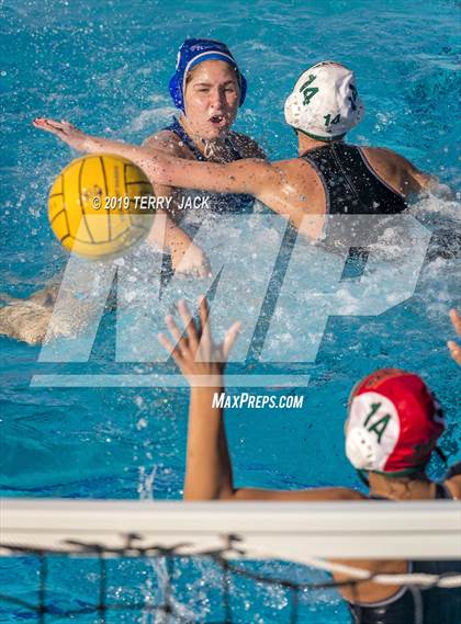 Thumbnail 2 in Barnett Holiday Cup Tournament photogallery.