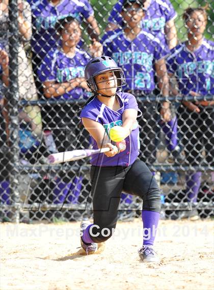 Thumbnail 3 in Morris @ Health Profession (PSAL Quarterfinal Playoff) photogallery.