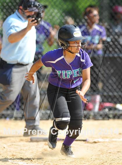 Thumbnail 2 in Morris @ Health Profession (PSAL Quarterfinal Playoff) photogallery.