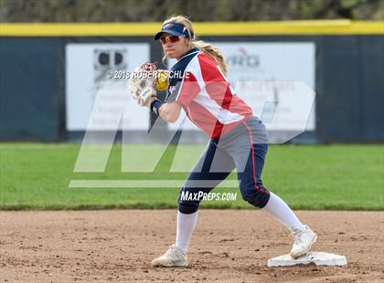 Thumbnail 3 in Pleasant Grove @ Oak Ridge photogallery.