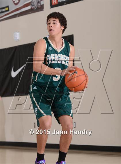 Thumbnail 1 in Laguna Hills vs. Evergreen (MaxPreps Holiday Classic) photogallery.