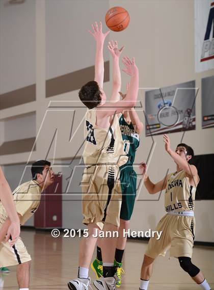 Thumbnail 2 in Laguna Hills vs. Evergreen (MaxPreps Holiday Classic) photogallery.