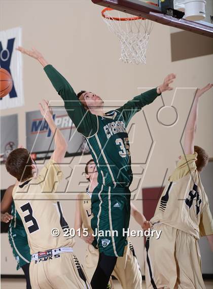 Thumbnail 2 in Laguna Hills vs. Evergreen (MaxPreps Holiday Classic) photogallery.