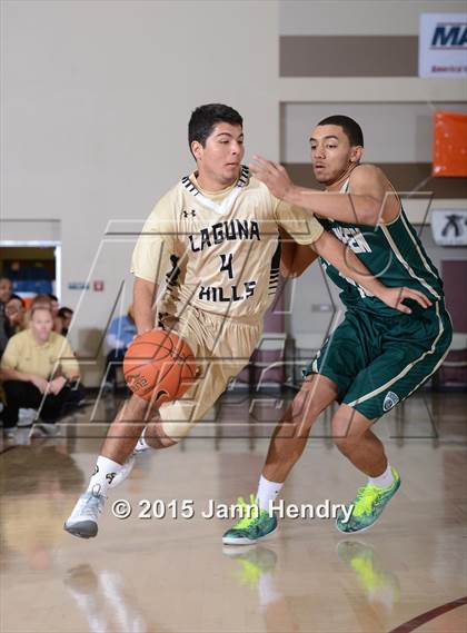 Thumbnail 1 in Laguna Hills vs. Evergreen (MaxPreps Holiday Classic) photogallery.