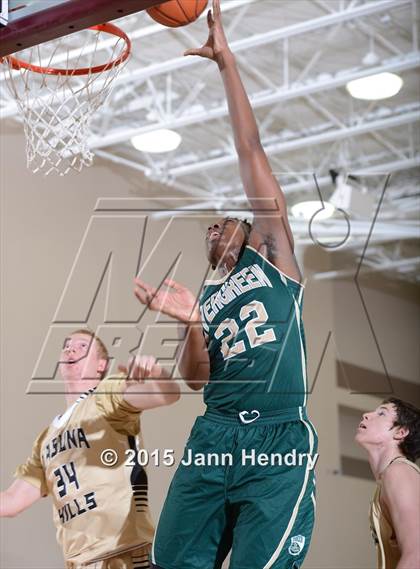 Thumbnail 2 in Laguna Hills vs. Evergreen (MaxPreps Holiday Classic) photogallery.