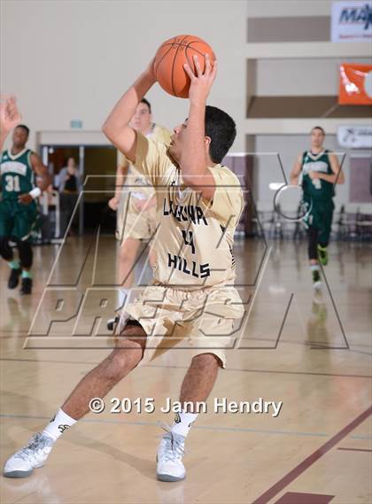 Thumbnail 1 in Laguna Hills vs. Evergreen (MaxPreps Holiday Classic) photogallery.