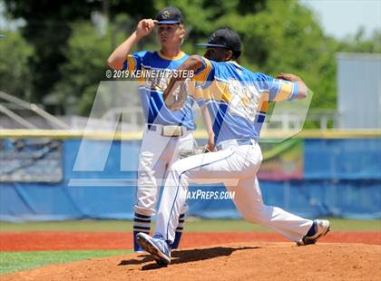 Thumbnail 1 in St. Michael @ St. Charles Catholic (LHSAA Division II Regional Playoff) photogallery.