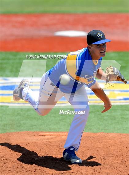 Thumbnail 3 in St. Michael @ St. Charles Catholic (LHSAA Division II Regional Playoff) photogallery.