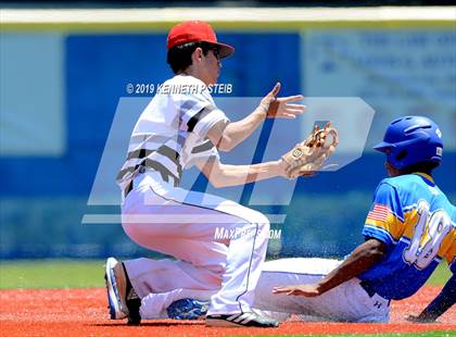 Thumbnail 1 in St. Michael @ St. Charles Catholic (LHSAA Division II Regional Playoff) photogallery.