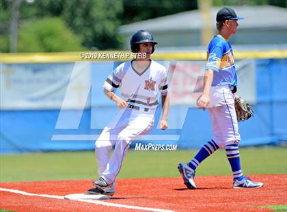 Thumbnail 2 in St. Michael @ St. Charles Catholic (LHSAA Division II Regional Playoff) photogallery.