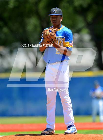Thumbnail 3 in St. Michael @ St. Charles Catholic (LHSAA Division II Regional Playoff) photogallery.