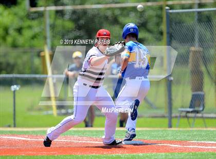Thumbnail 3 in St. Michael @ St. Charles Catholic (LHSAA Division II Regional Playoff) photogallery.