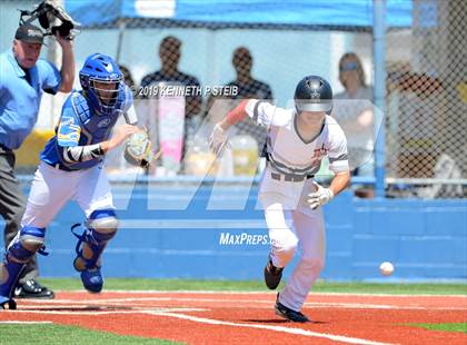 Thumbnail 3 in St. Michael @ St. Charles Catholic (LHSAA Division II Regional Playoff) photogallery.