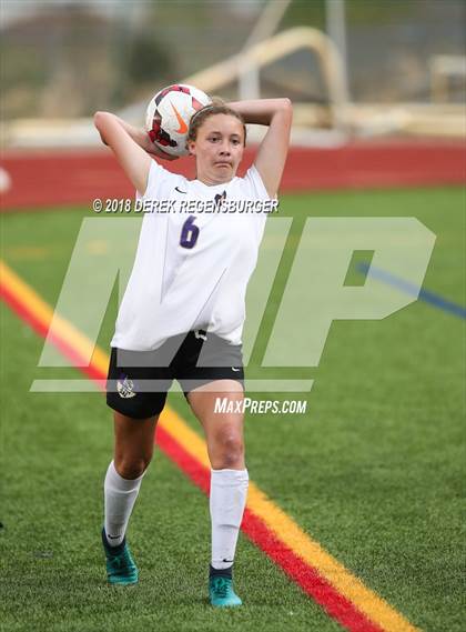 Thumbnail 2 in Holy Family vs. Mead photogallery.