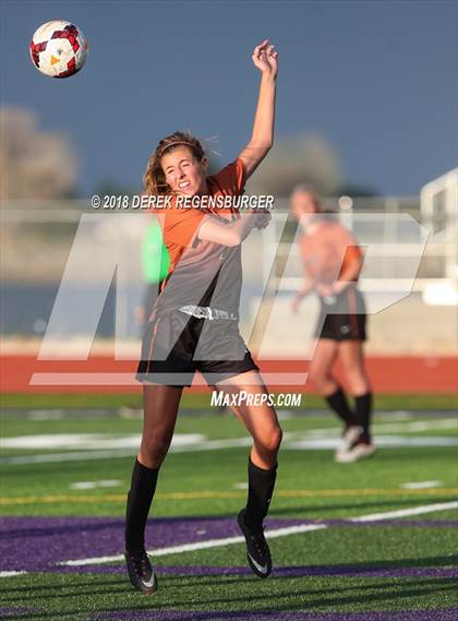 Thumbnail 3 in Holy Family vs. Mead photogallery.