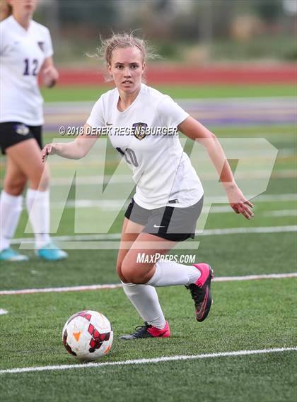 Thumbnail 2 in Holy Family vs. Mead photogallery.