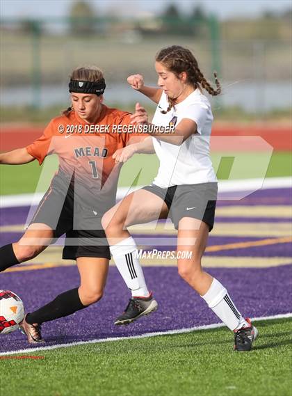 Thumbnail 2 in Holy Family vs. Mead photogallery.
