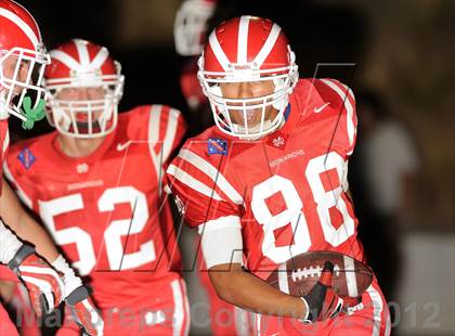 Thumbnail 3 in Mater Dei vs. Santa Monica photogallery.
