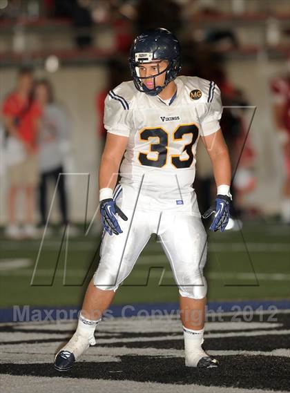 Thumbnail 1 in Mater Dei vs. Santa Monica photogallery.