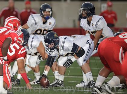 Thumbnail 2 in Mater Dei vs. Santa Monica photogallery.