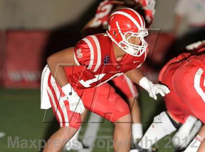 Thumbnail 3 in Mater Dei vs. Santa Monica photogallery.