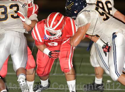 Thumbnail 1 in Mater Dei vs. Santa Monica photogallery.