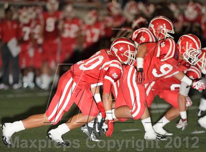 Thumbnail 3 in Mater Dei vs. Santa Monica photogallery.