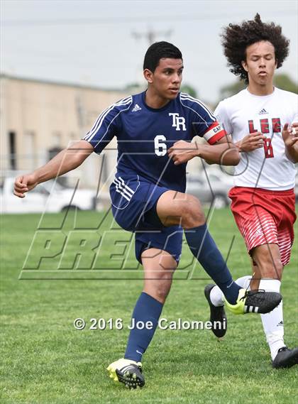 Thumbnail 3 in Lee [Robert E.] vs Roosevelt [Theodore] (Blossom Athletic Center) photogallery.