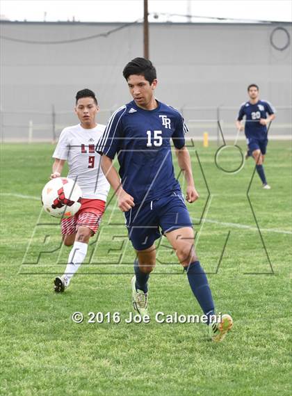 Thumbnail 2 in Lee [Robert E.] vs Roosevelt [Theodore] (Blossom Athletic Center) photogallery.