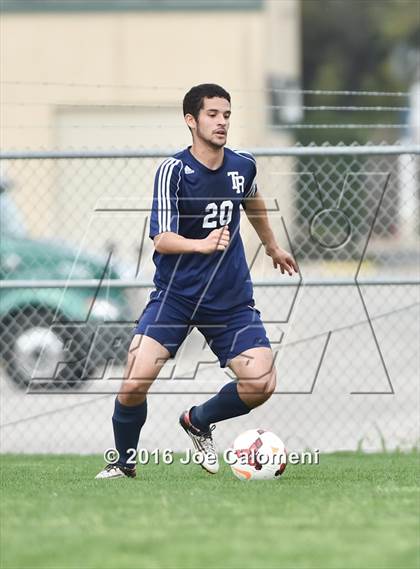 Thumbnail 1 in Lee [Robert E.] vs Roosevelt [Theodore] (Blossom Athletic Center) photogallery.