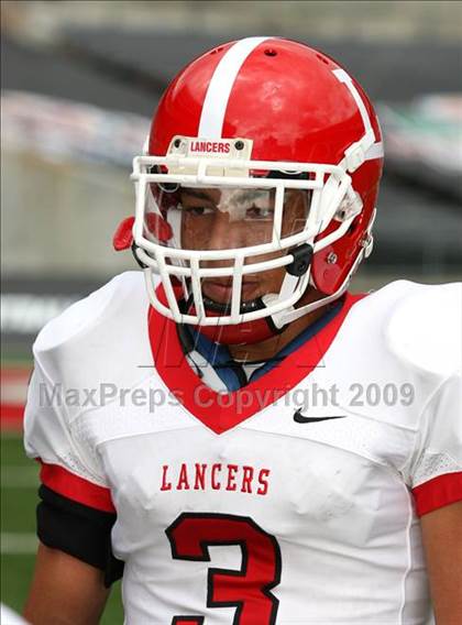 Thumbnail 2 in Lutheran vs. Pickerington Central (Kirk Herbstreit Varsity Football Series) photogallery.