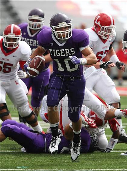 Thumbnail 3 in Lutheran vs. Pickerington Central (Kirk Herbstreit Varsity Football Series) photogallery.