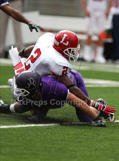 Thumbnail 2 in Lutheran vs. Pickerington Central (Kirk Herbstreit Varsity Football Series) photogallery.