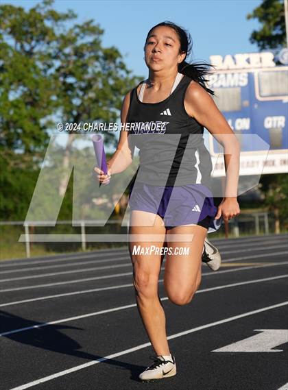 Thumbnail 1 in Battle of the Brazos (4X400M) photogallery.
