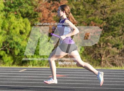 Thumbnail 3 in Battle of the Brazos (4X400M) photogallery.