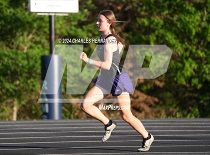 Thumbnail 2 in Battle of the Brazos (4X400M) photogallery.
