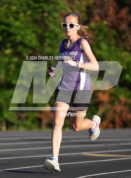 Thumbnail 1 in Battle of the Brazos (4X400M) photogallery.