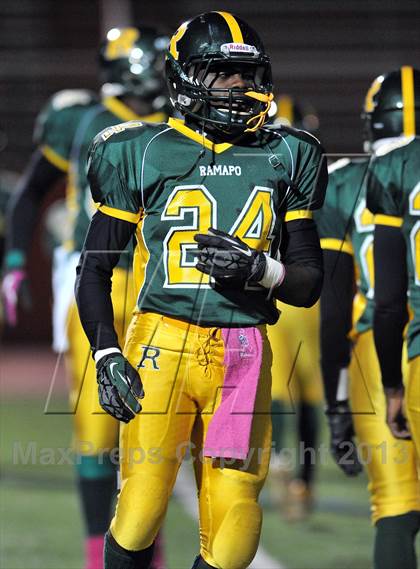 Thumbnail 1 in Ramapo @ White Plains (Section 1 Class AA Quarterfinal) photogallery.