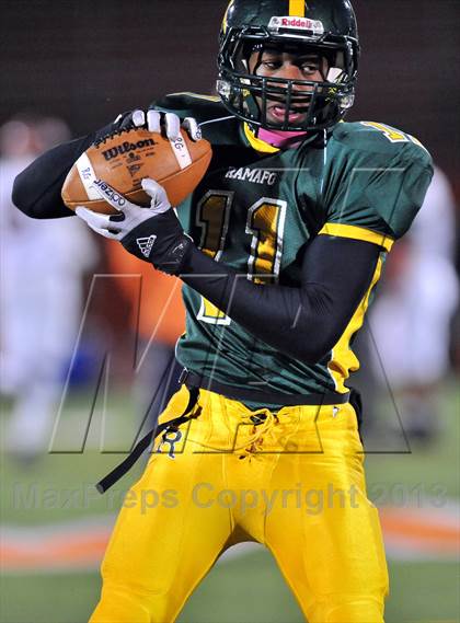 Thumbnail 2 in Ramapo @ White Plains (Section 1 Class AA Quarterfinal) photogallery.