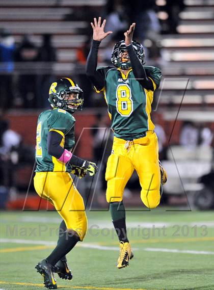 Thumbnail 3 in Ramapo @ White Plains (Section 1 Class AA Quarterfinal) photogallery.
