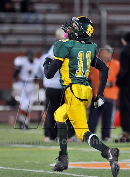Thumbnail 1 in Ramapo @ White Plains (Section 1 Class AA Quarterfinal) photogallery.