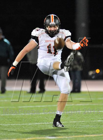 Thumbnail 2 in Ramapo @ White Plains (Section 1 Class AA Quarterfinal) photogallery.