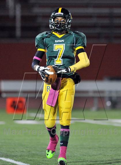 Thumbnail 3 in Ramapo @ White Plains (Section 1 Class AA Quarterfinal) photogallery.