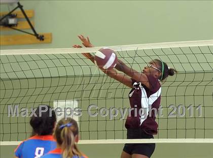 Thumbnail 3 in Natomas vs. Kimball (Lady Rams Classic) photogallery.