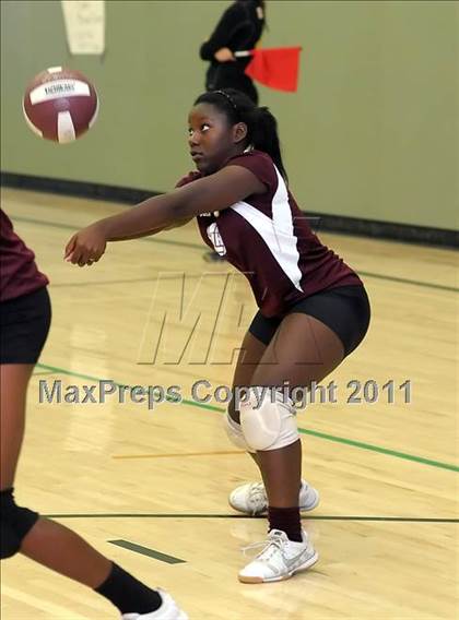 Thumbnail 1 in Natomas vs. Kimball (Lady Rams Classic) photogallery.