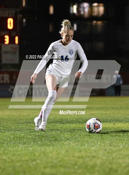 Thumbnail 3 in Valor Christian vs. Grandview (CHSAA 5A Semi-Final) photogallery.