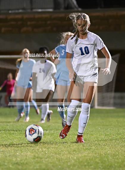 Thumbnail 2 in Valor Christian vs. Grandview (CHSAA 5A Semi-Final) photogallery.