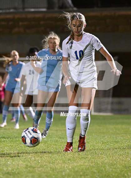 Thumbnail 3 in Valor Christian vs. Grandview (CHSAA 5A Semi-Final) photogallery.